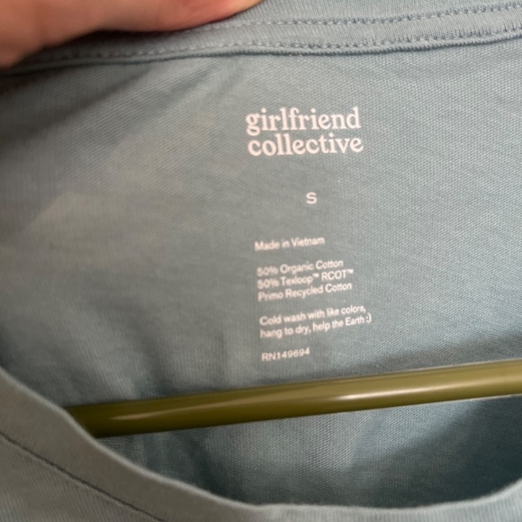 Tank top - Picture 3 of 5